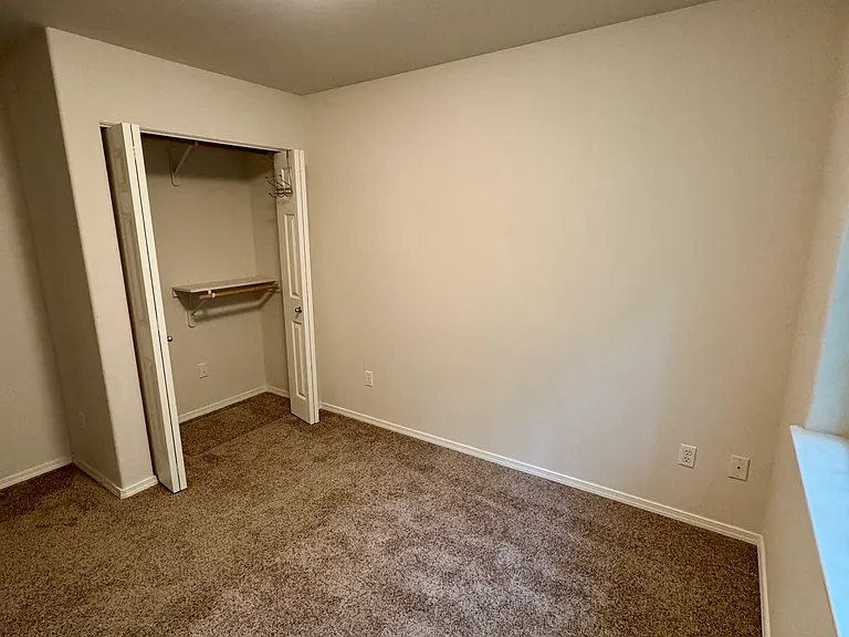 5711 Sapphire Loop #30B — Photo 4
