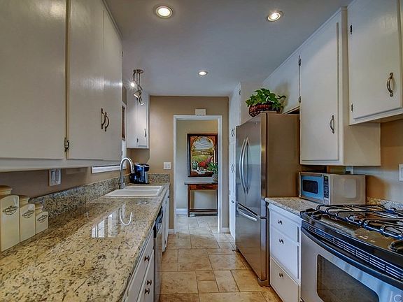 4th image of 8617 San Antonio Dr