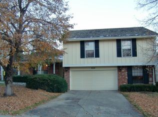 8530 E Nichols Ave, Centennial, CO 80112