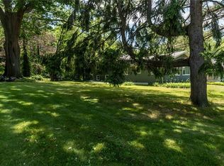 37 Hewitt St, Rochester, NY 14612