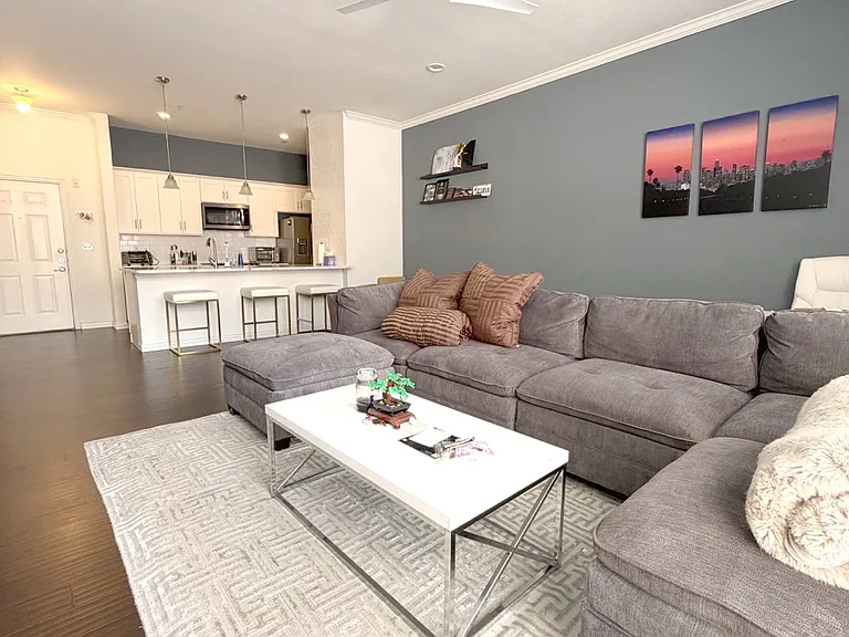 2305 Worthington St #102 — Photo 1