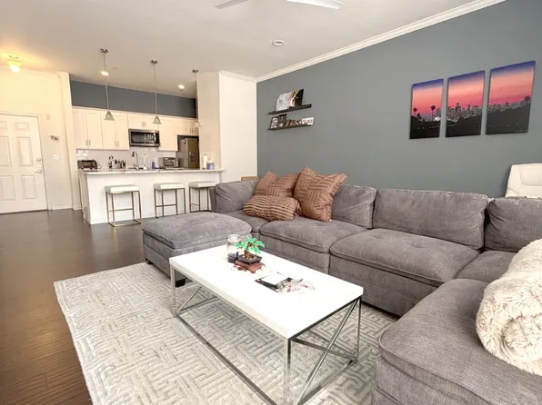 2305 Worthington St APT 102, Dallas, TX 75204