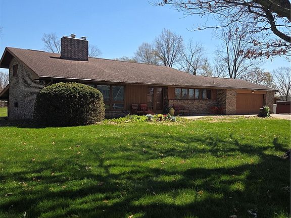 3rd image of 220 Rutledge Dr