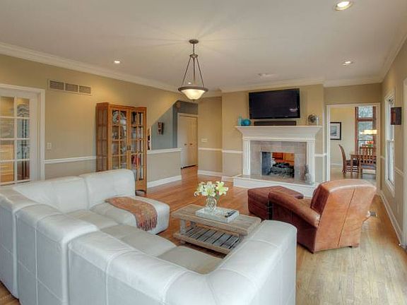 Hardwood Floors Throughou