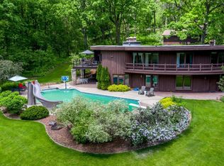 E11445 Ploenske Rd, Baraboo, WI 53913