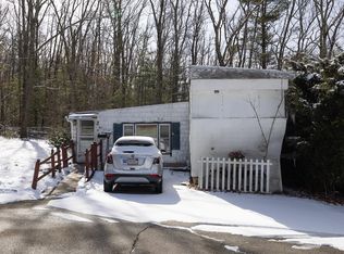 324 New Boston Rd, Sturbridge, MA 01566