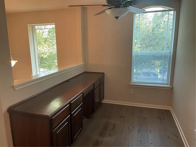 1718 Woodvista Pl — Photo 3
