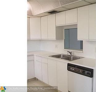 5th image of 1804 Eleuthera Pt APT C2