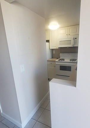 5th image of 1501 Crescent #B14