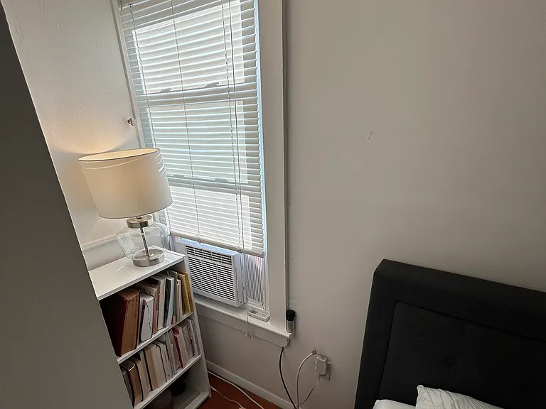 686 Bloom Rd #301 — Photo 3