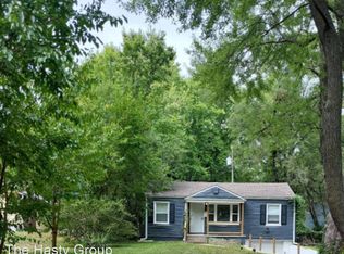 6630 Walrond Ave, Kansas City, MO 64132