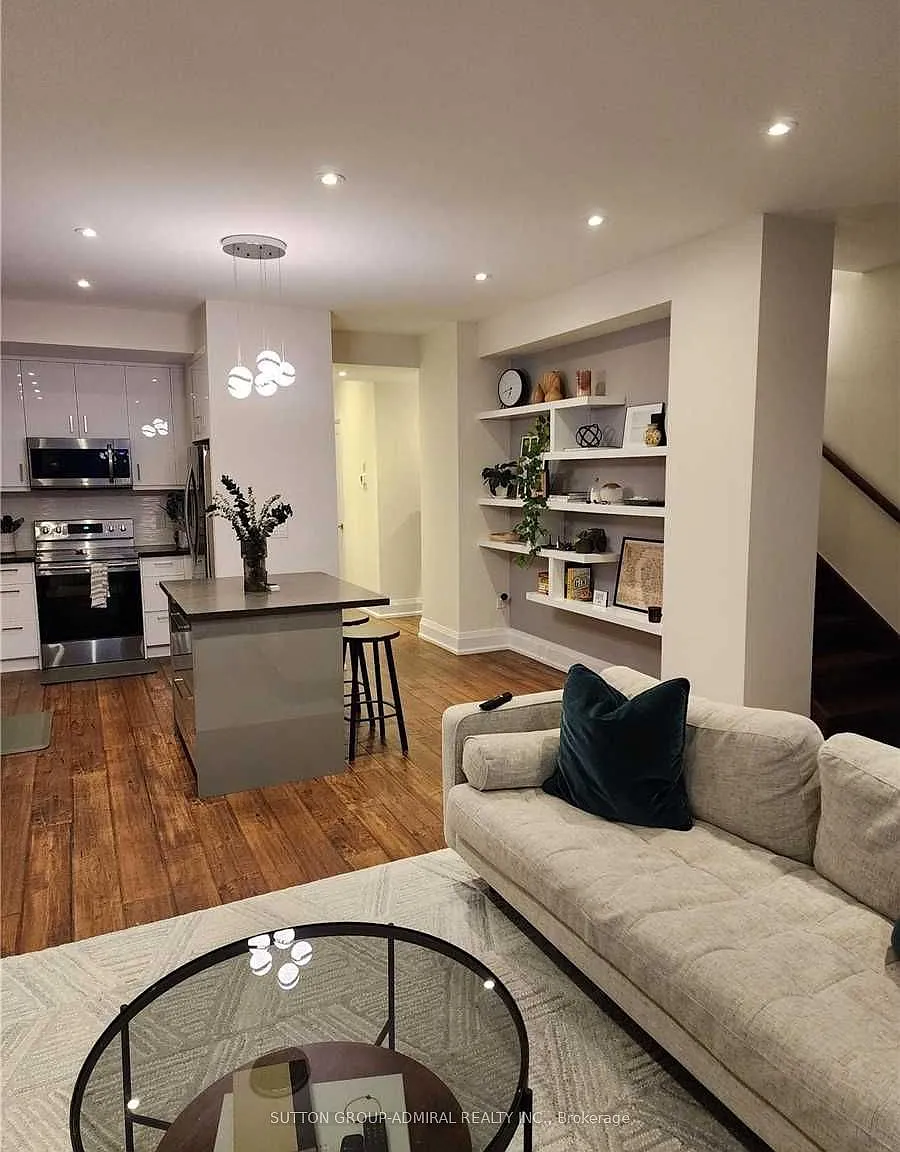 4 bed, $3,675 — Photo 2