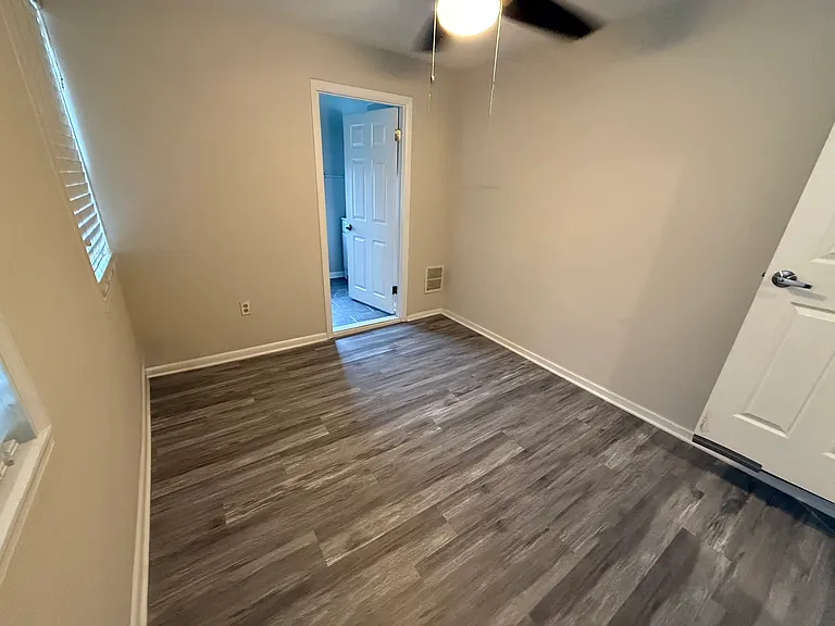 1525 William St — Photo 10