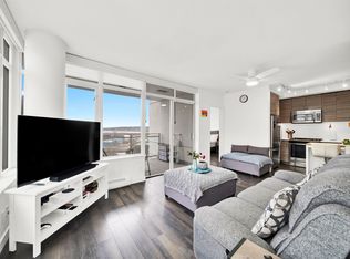 200 Nelsons Cres #307, New Westminster, BC