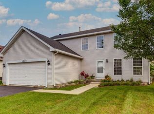 1248 E Essex Ct, Round Lake Beach, IL