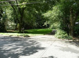 1416 Brook Valley Ln NE, Atlanta, GA 30324