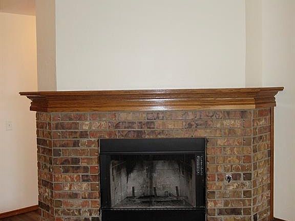 4th image of 2704 SE 96th St