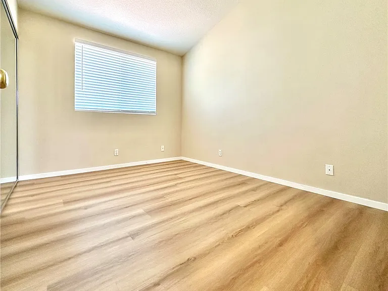 13070 Arborwalk Ln — Photo 14