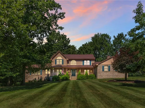 203 Royal Doulton Ct, Gibsonia, PA 15044