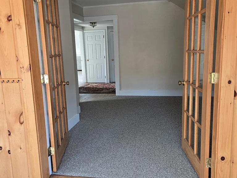 1137 Islington St #3 — Photo 7