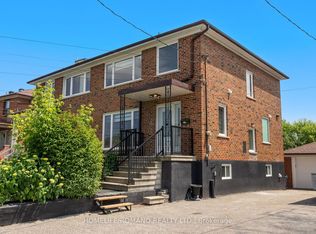 37 Donofree Rd, Toronto, ON M6L 2P4