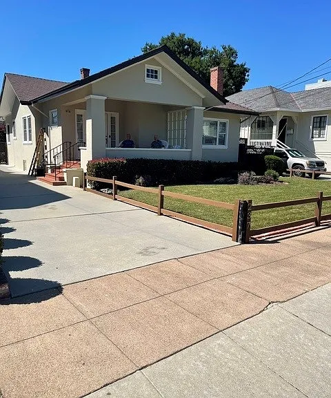 237 Grand Blvd — Photo 20
