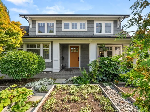 4896 12th Ave, Delta, BC V4M 2A6