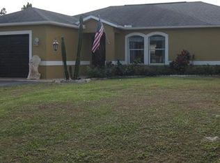 3520 24th Ave NE, Naples, FL 34120