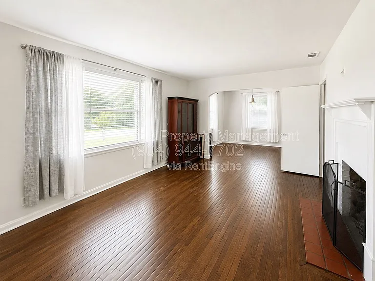 1230 Lechlade St — Photo 7