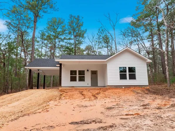725 Arborcrest Dr, Brookeland, TX 75931
