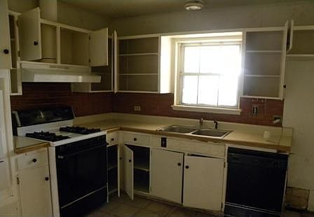 5th image of 246 Moonstone Dr