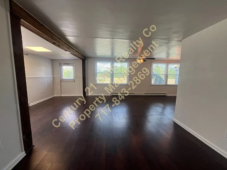 7322 Lincoln Hwy — Photo 5