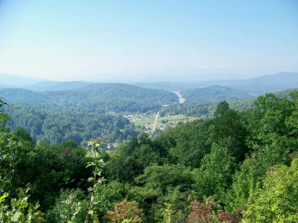 659 Chinquapin Mountain Rd, Franklin, NC 28734