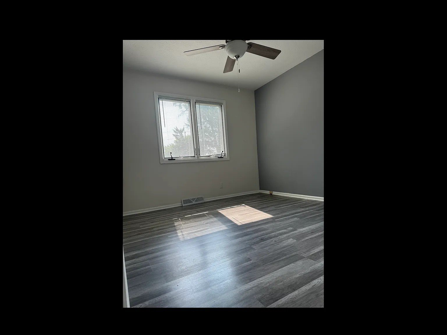 2 bed, 2650 sqft, $2,200 — Photo 3