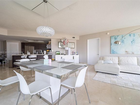 5th image of 150 Sunny Isles Blvd #11003
