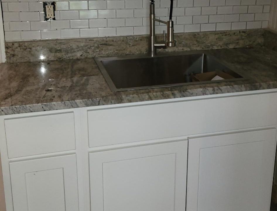 New kitchen. More pictures to come.