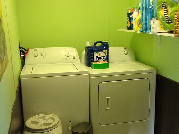 Laundry room 