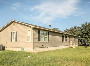 18601 Cedar Rd, Henryetta, OK 74437