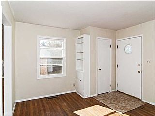 4th image of 7055 N Tacoma Ave