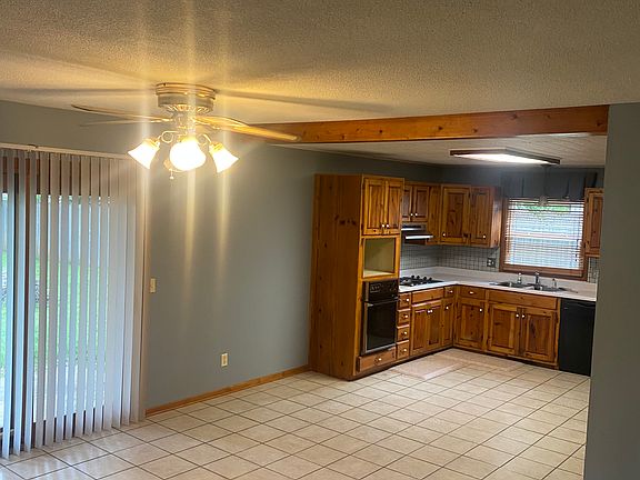 3rd image of 2427 S Westwood Ave