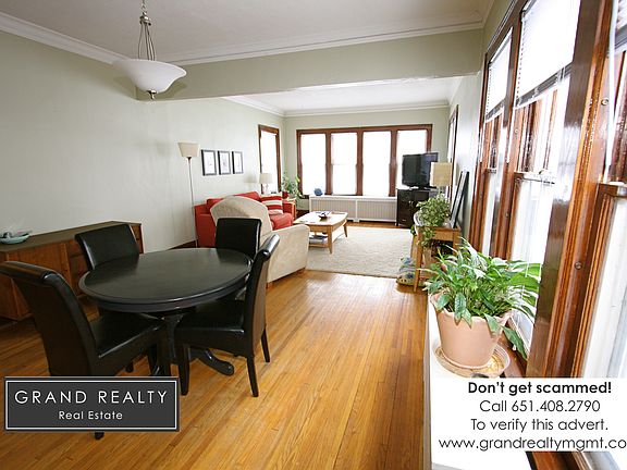 2nd image of 968 Goodrich Ave APT 2