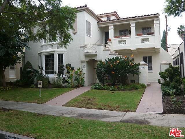 1st image of 323 N La Peer Dr
