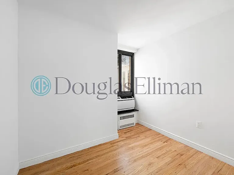 295 Park Ave S #7H — Photo 4