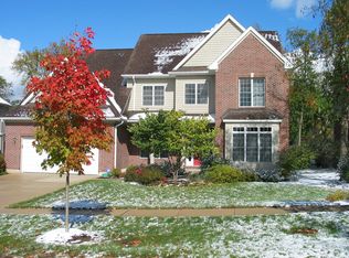 1024 W Glencoe Rd, Palatine, IL 60067