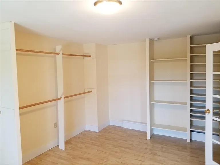 16 Clearview Ave #D — Photo 7