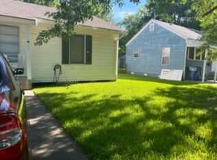 818 11th Ave N, Texas City, TX 77590
