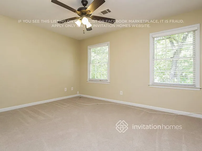 2693 Ashworth Cir — Photo 15