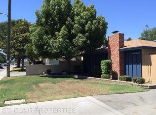 117 Real Rd APT 12, Bakersfield, CA 93309