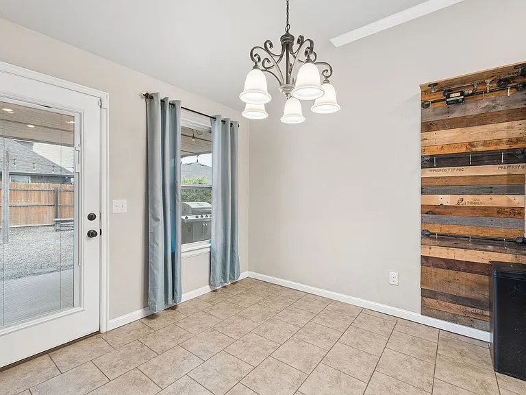 1751 Lexington Ct — Photo 20