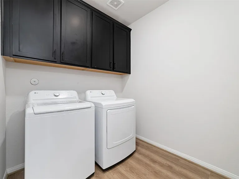 720 Lake Lacosta Dr — Photo 22